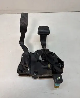 Jeep Compass Brake pedal P68319938AA 96523056800 AIKKCC217944053S