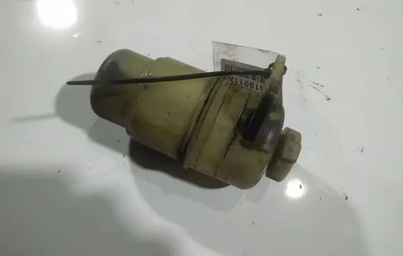 Peugeot 4007 Power steering fluid tank/reservoir 