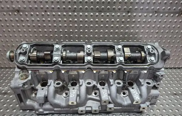 Renault Scenic II - Grand scenic II Engine head S27635655 F9Q804