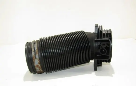 Skoda Octavia Mk2 (1Z) Air intake hose/pipe