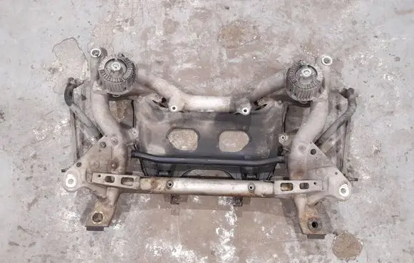 Mercedes-Benz E W212 Front subframe 2186280100 2186280157