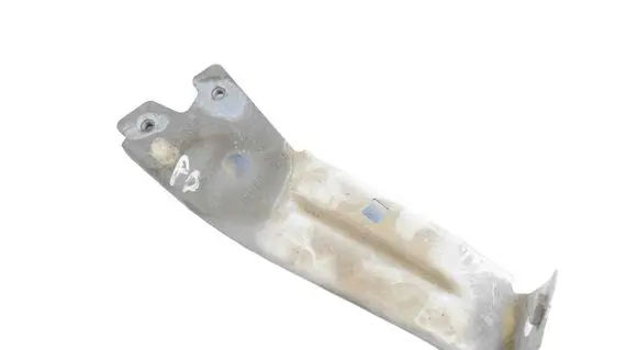 Fender mounting bracket