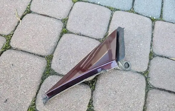 Opel Adam Fender end trim 13365625-2