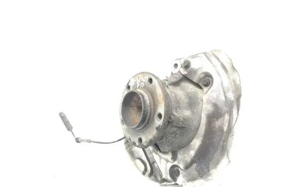 BMW 3 E90 E91 Front wheel hub 