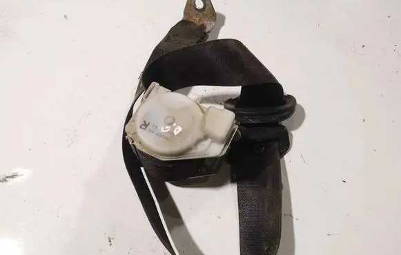 Opel Zafira A Rear seatbelt 