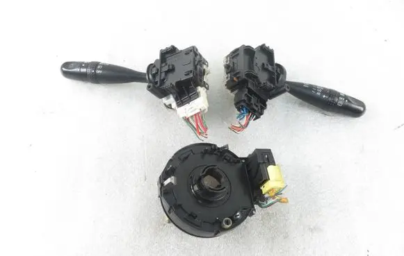 Toyota Corolla E120 E130 Wiper turn signal indicator stalk/switch 13020173753 6401037062 0238017FD62
