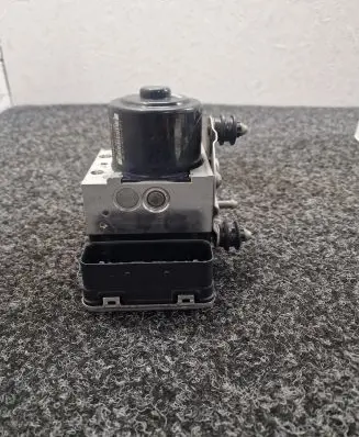 Porsche Macan (95B) ABS Pump 95B907379K