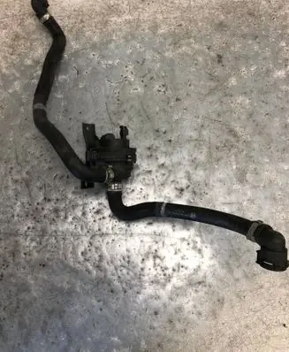 Alfa Romeo Giulia Electric auxiliary coolant/water pump 00505528600
