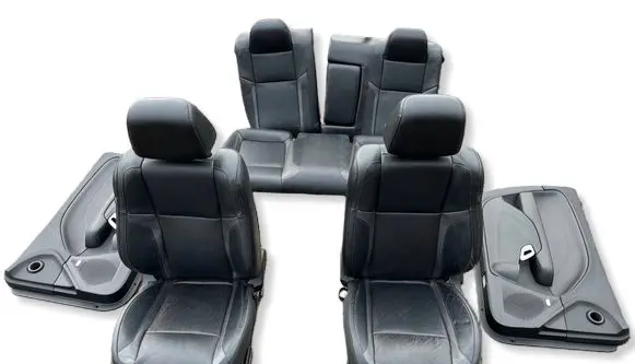 Dodge Challenger Seat set FOTELECHALLL