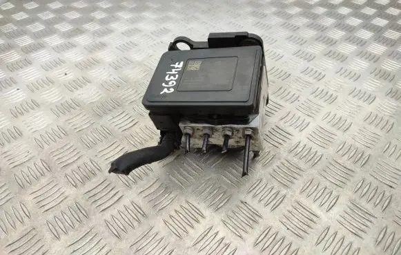 Volkswagen Golf VII ABS Pump 3Q0907379Q 3Q0614517Q