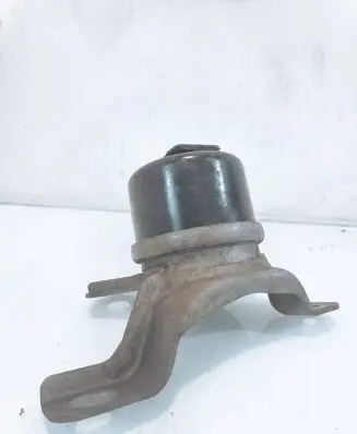 Volvo S80 Engine mount bracket 30636633 130906