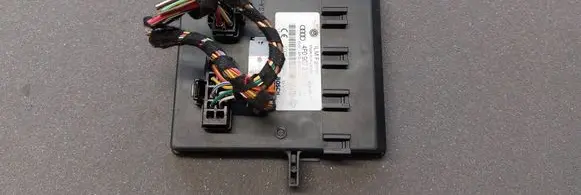 Audi A6 S6 C6 4F Comfort/convenience module 4F0907279A 4F0910279J F005V00618