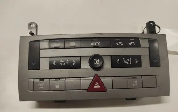 Citroen C5 Climate control unit 96573328