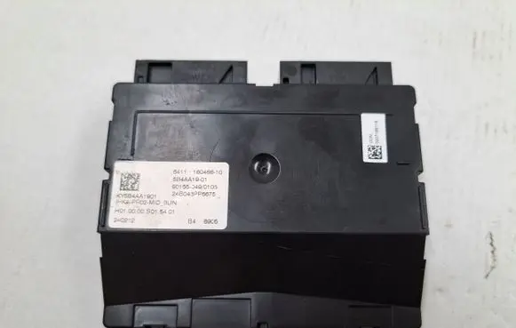 BMW i4 Climate control unit 5B4AA19 5B60A05