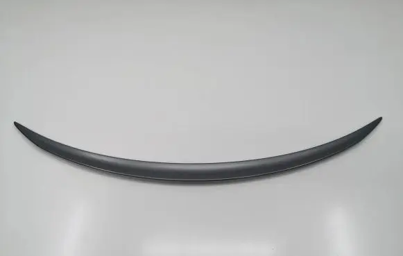 Tailgate/trunk spoiler