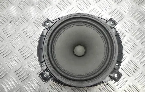 KIA Ceed Front door high frequency speaker 963201H000