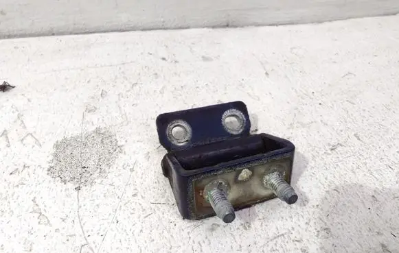 Hyundai Santa Fe Tailgate/trunk/boot hinge