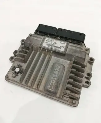 SsangYong Korando Engine control unit/module 6715400032 28283968 2828396811