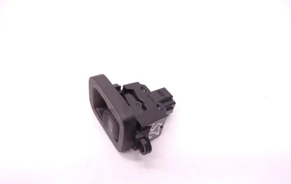 Volvo V50 Electric window control switch 30658449 D25