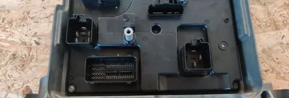 Tesla Model Y Gateway control module