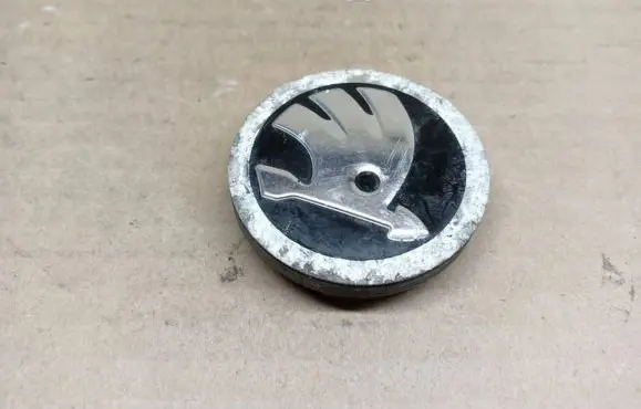 Skoda Rapid (NH) Original wheel cap 5JA601151