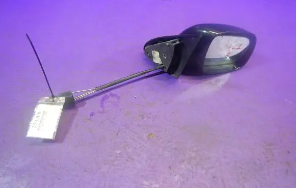 Skoda Fabia Mk1 (6Y) Manual wing mirror 