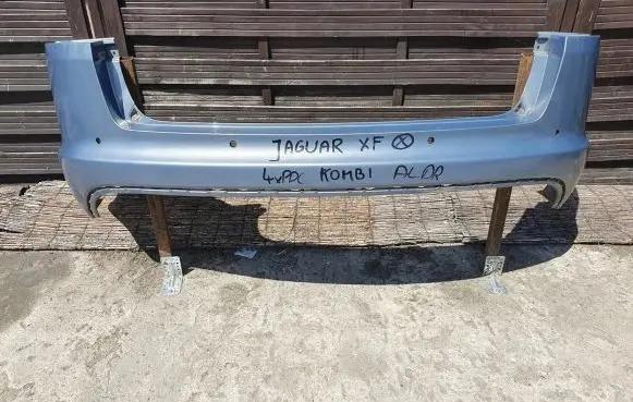 Jaguar XF X250 Front bumper 000921