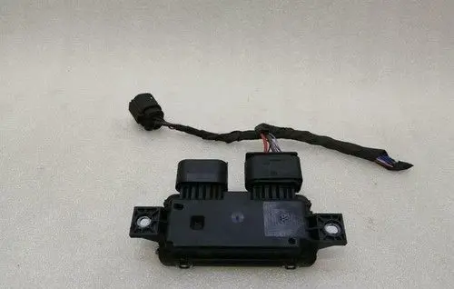 Mercedes-Benz A W177 Air suspension control unit module (rear) A0009008214