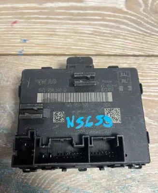 Volkswagen Arteon Door control unit/module 8W1959595D 3W1959595D