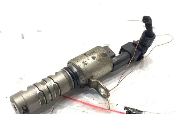 Skoda Octavia Mk3 (5E) Camshaft position sensor