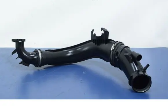 Volvo V70 Air intake hose/pipe 31338561
