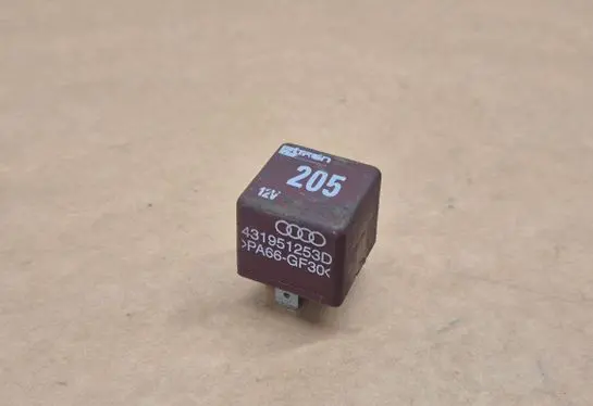 Audi A6 S6 C4 4A Other relay 431951253D