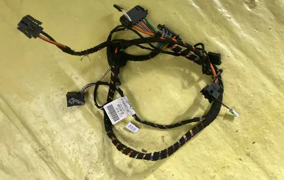 Mercedes-Benz B W245 Positive wiring loom A1695401105