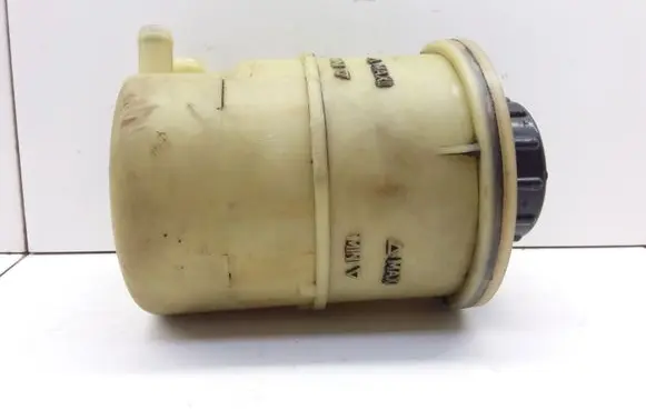 Renault Trafic I Power steering fluid tank/reservoir 7700795347