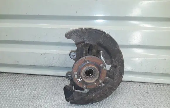 Volvo C30 Front wheel hub spindle knuckle