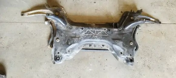 Citroen C4 II Front subframe 741d1