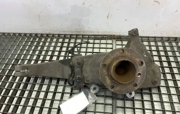 BMW 5 F10 F11 Front wheel hub spindle knuckle