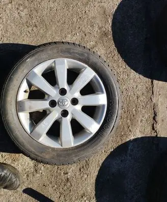 Toyota Yaris R15 alloy rim 