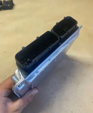 Volkswagen PASSAT B5.5 Engine control unit/module 038906019EA 0281010554