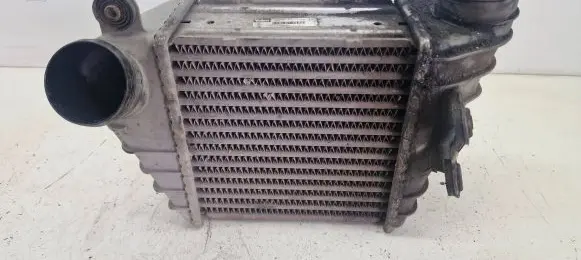 Skoda Octavia Mk1 (1U) Intercooler radiator 1J0145805 862319R IA1068