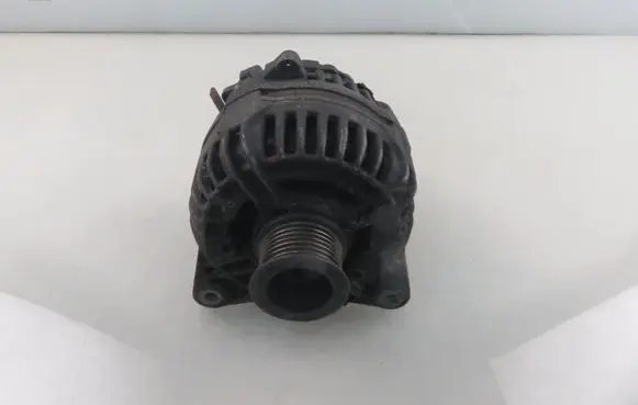 Renault Scenic II - Grand scenic II Generator/alternator 0124525044 8200190721