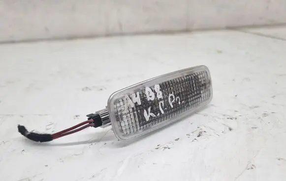 Audi A4 S4 B8 8K Other interior light 4D0947105A