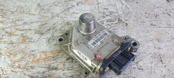 Audi A8 S8 D2 4D ESP acceleration yaw rate sensor 4D0907657