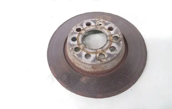Volkswagen PASSAT B7 Rear brake disc