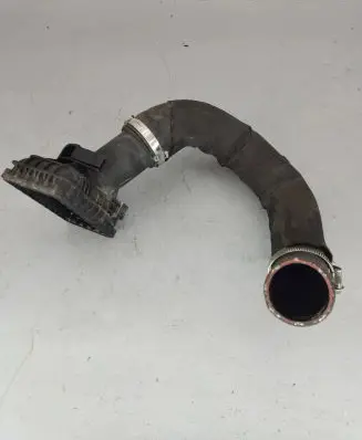 Porsche Macan (95B) Intercooler hose/pipe 95B145790B