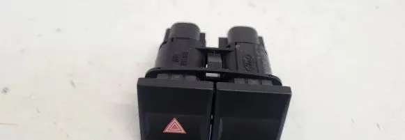Ford Mondeo Mk III Hazard light switch 1S7T13A350BD