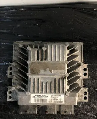 Renault Megane II Engine control unit/module S122326109A
