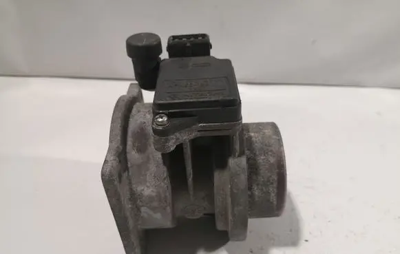 Audi A6 S6 C4 4A Mass air flow meter 054133471A