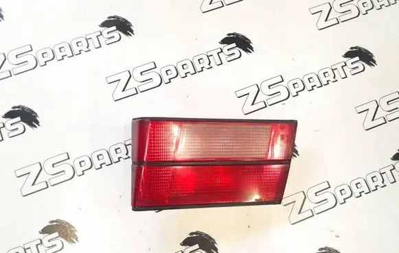 BMW 5 E34 Tailgate rear/tail lights 83515620R 3374463202