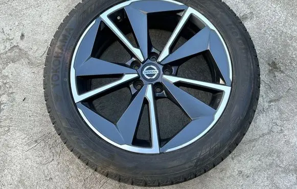 Nissan Qashqai J12 R19 alloy rim 6UA3A